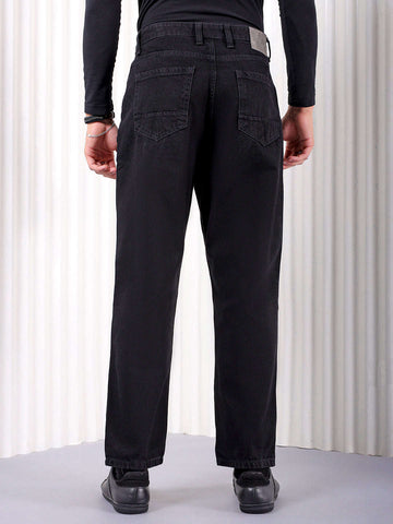 Shop Men Distressed G367 Loose Tapered Jeans Online.