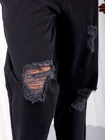 Shop Men Distressed G367 Loose Tapered Jeans Online.
