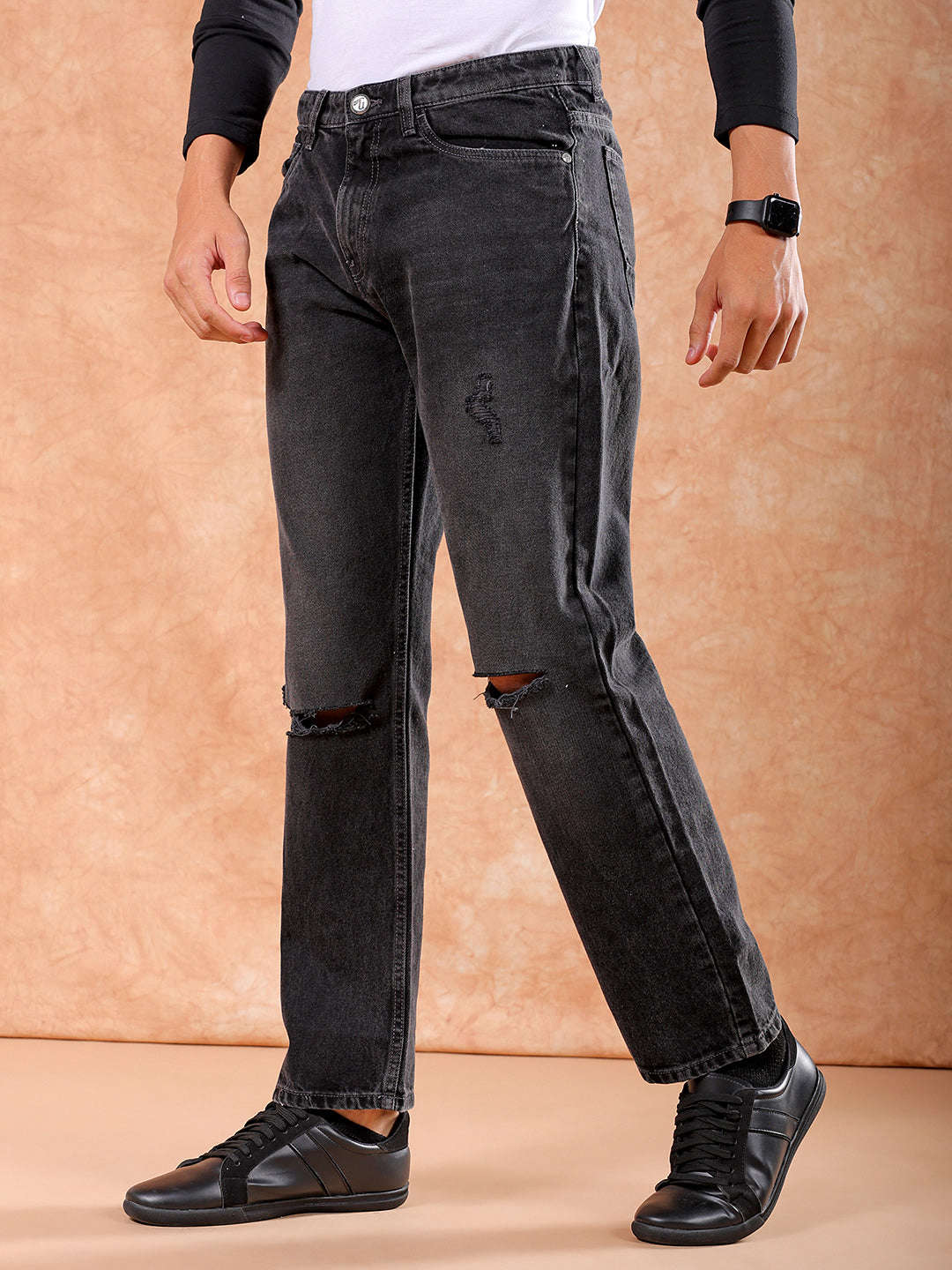 Shop Men Solid G361 Vintage Straight Fit Jeans Online.