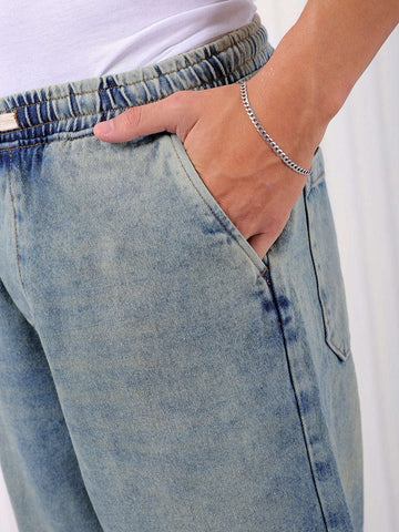 Shop Men's Solid Loose Fit Jeans Online.