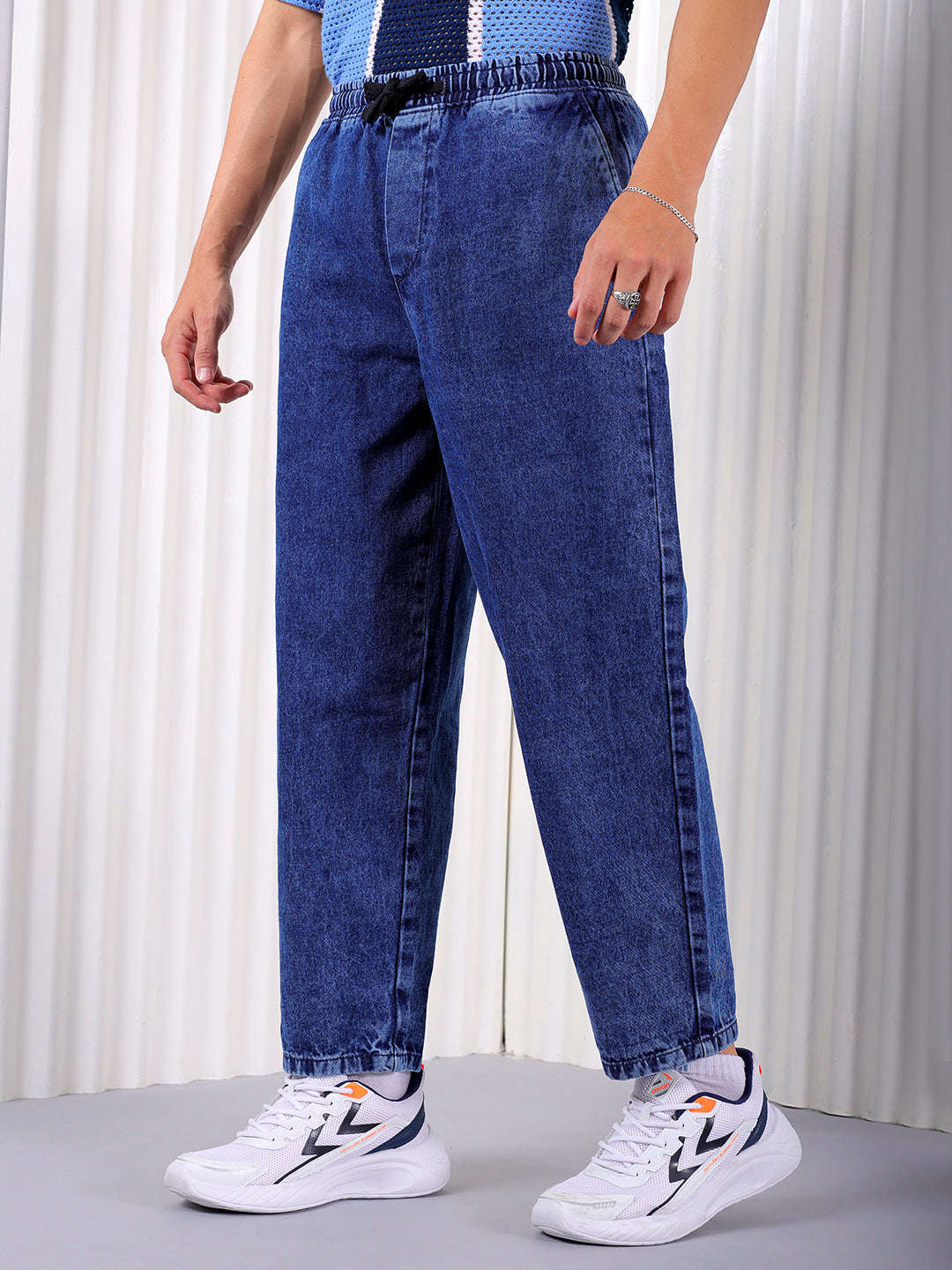 Shop Men's Solid Loose Fit Jeans Online.