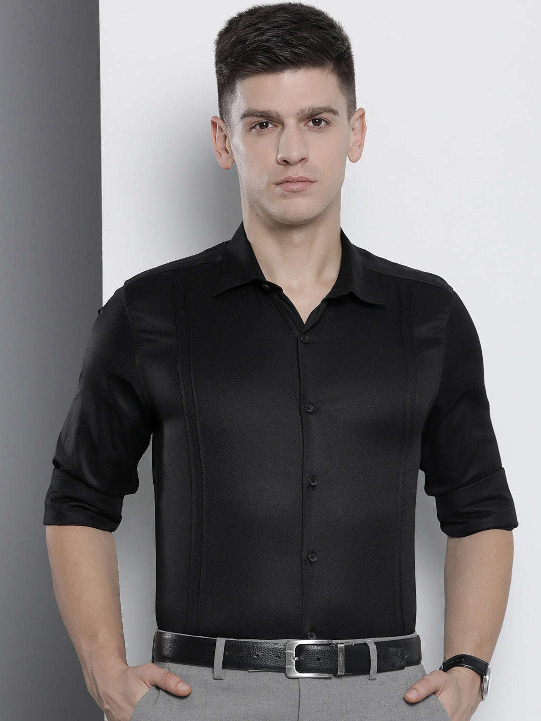 Shop Men Solid Slim Fit Luxe Formal Shirt Online.