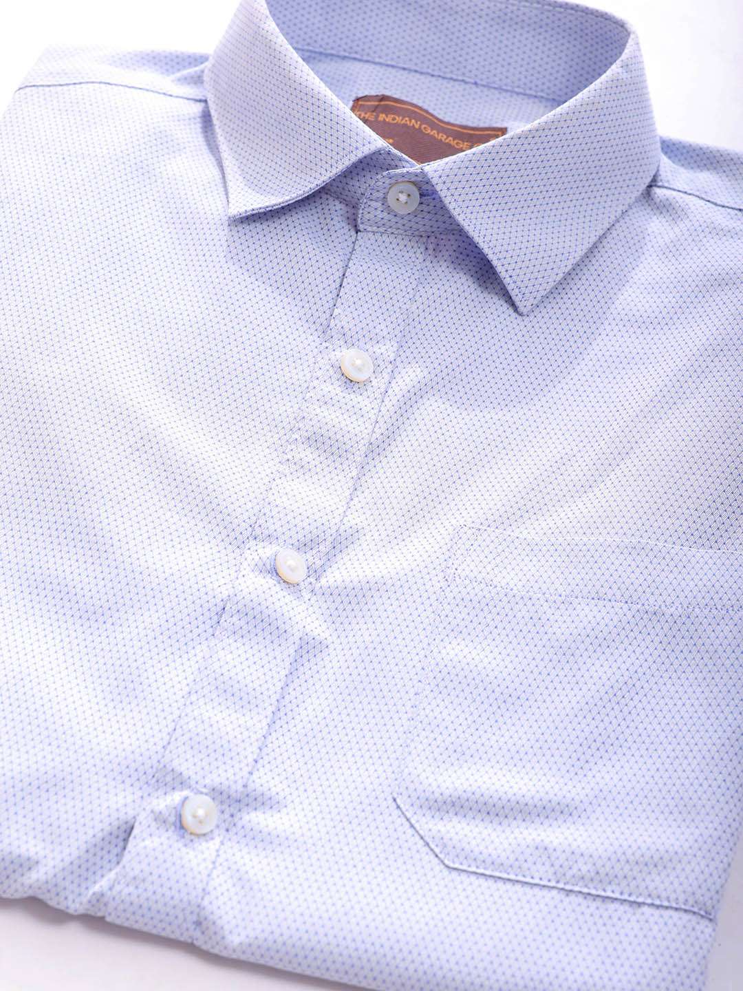 Shop Men's Printed Slim Fit Shirt Online.