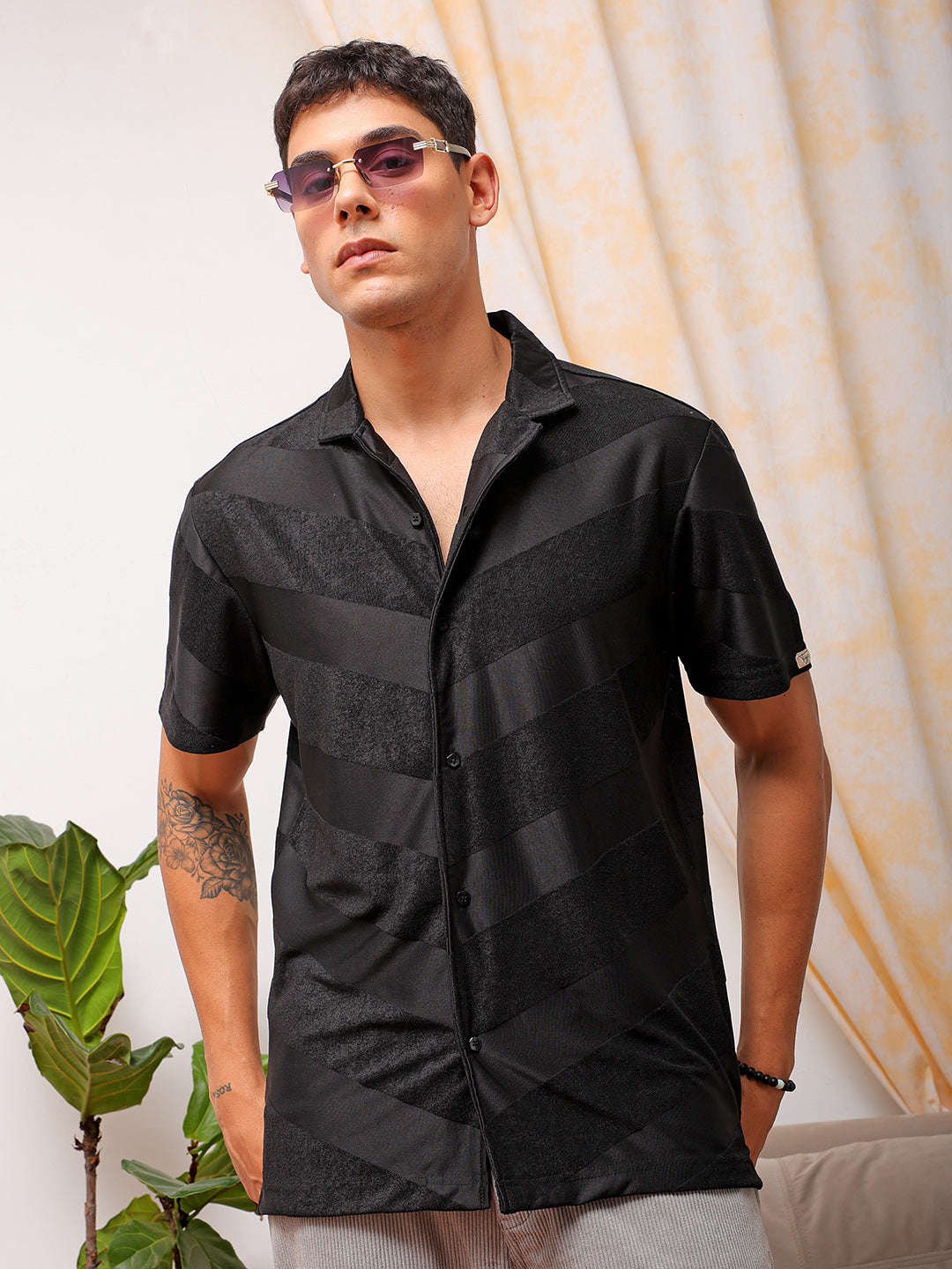 Shop Men's Textured Relaxed Fit Shirt Online.