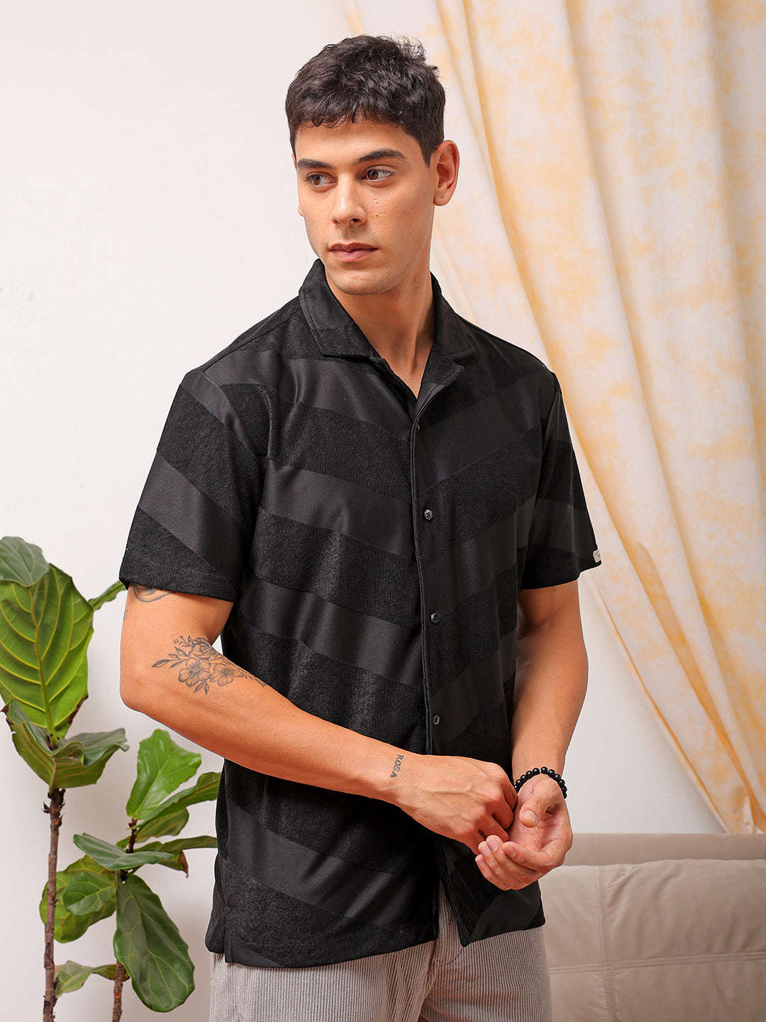 Shop Men's Textured Relaxed Fit Shirt Online.