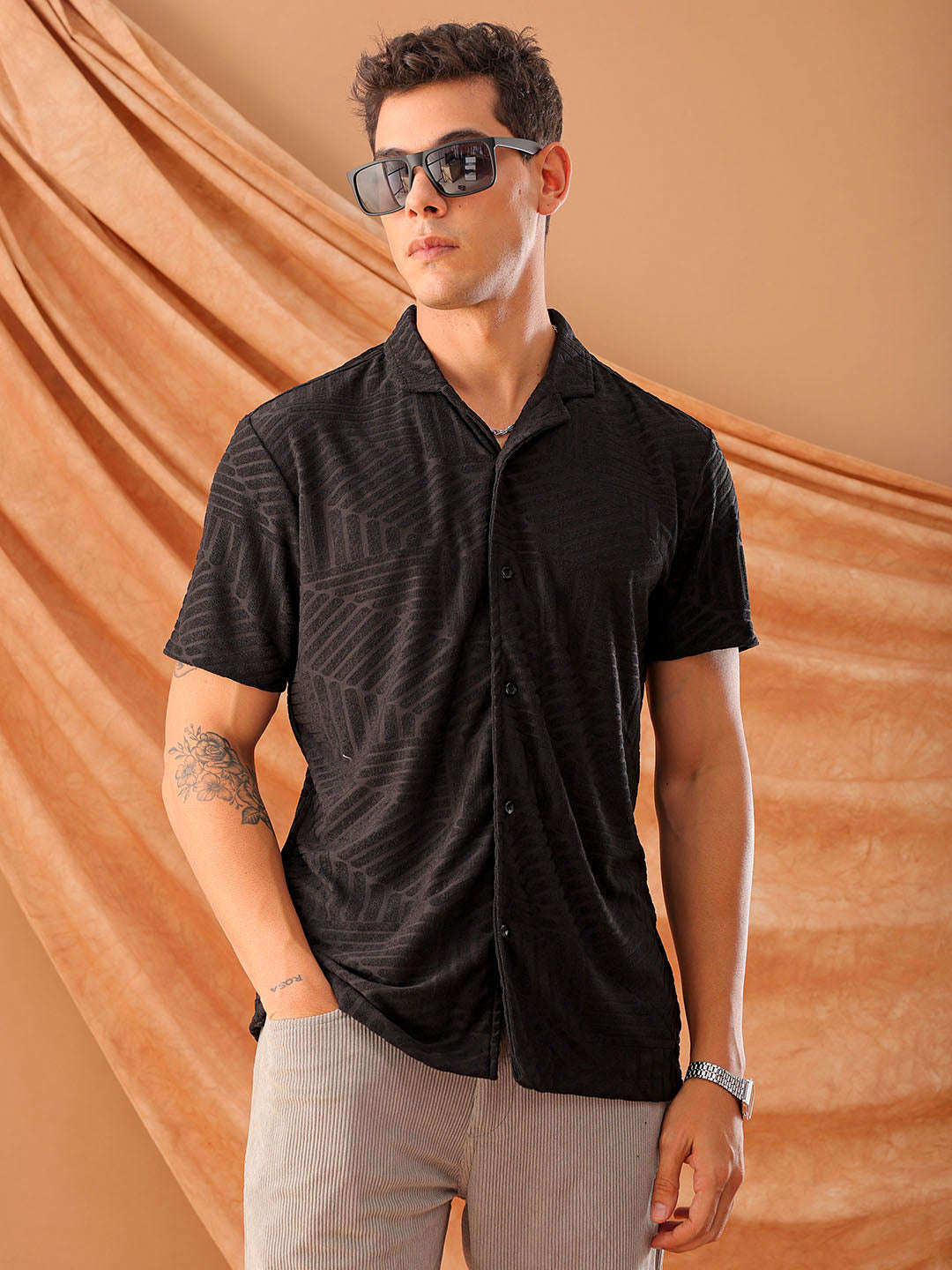 Shop Men's Textured Slim Fit Shirt Online.