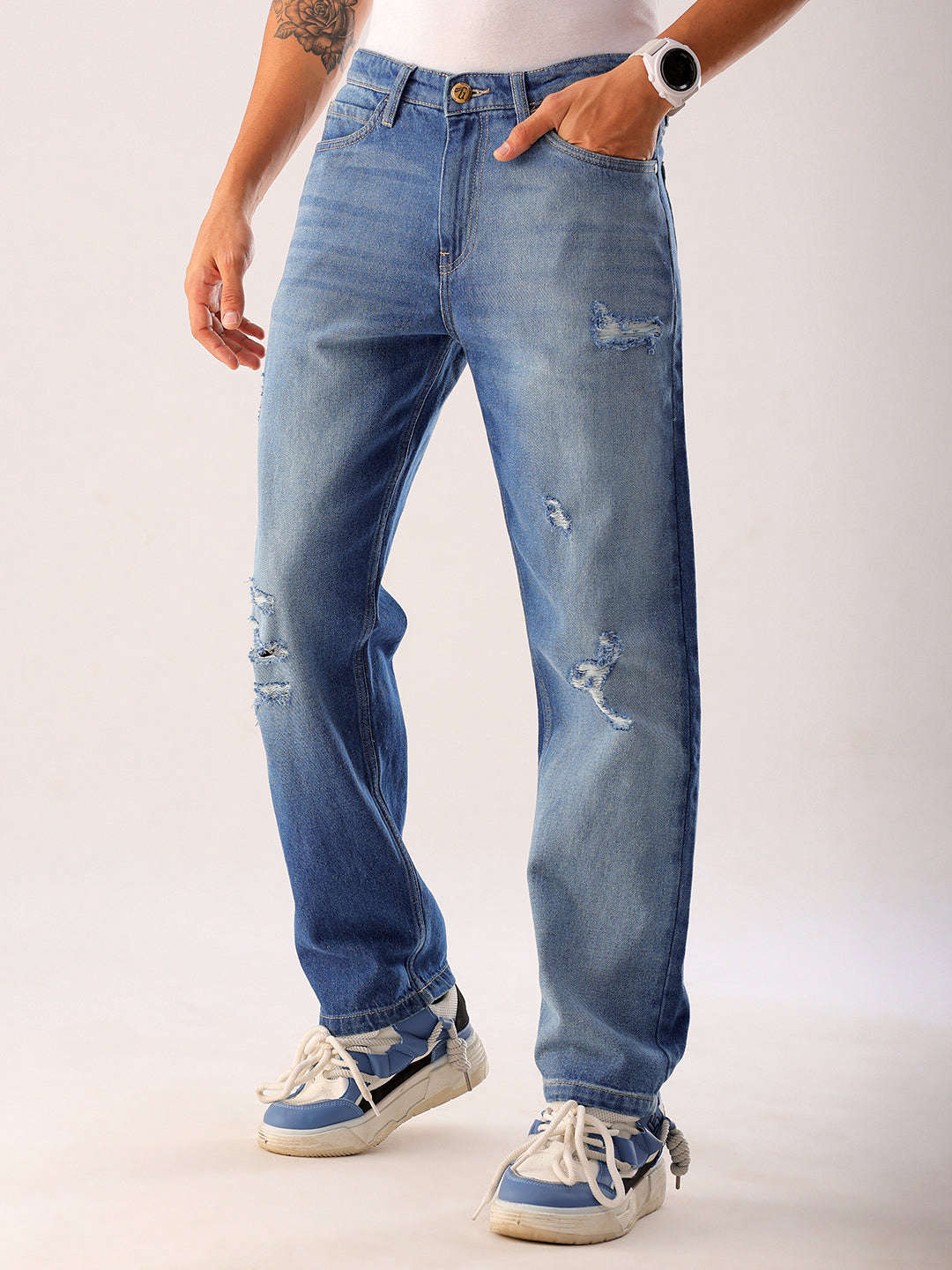 Shop Men Blue Distressed G361 Vintage Straight Fit Jeans Online.