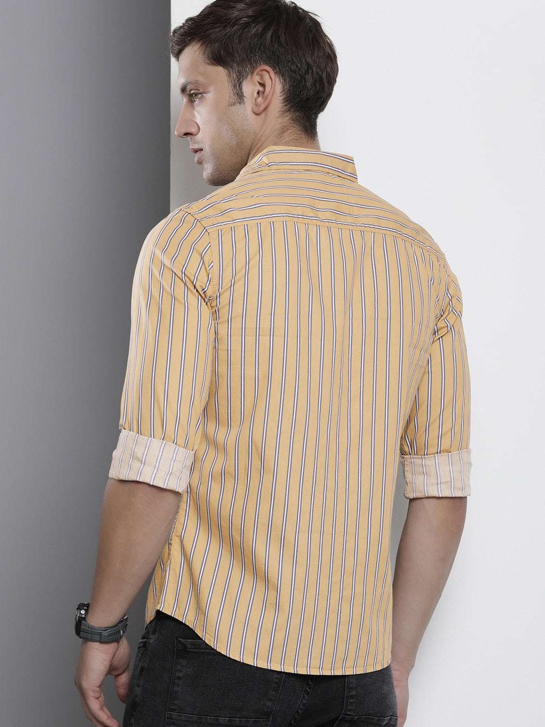 Shop Men Striped Slim Fit Shirt Online.