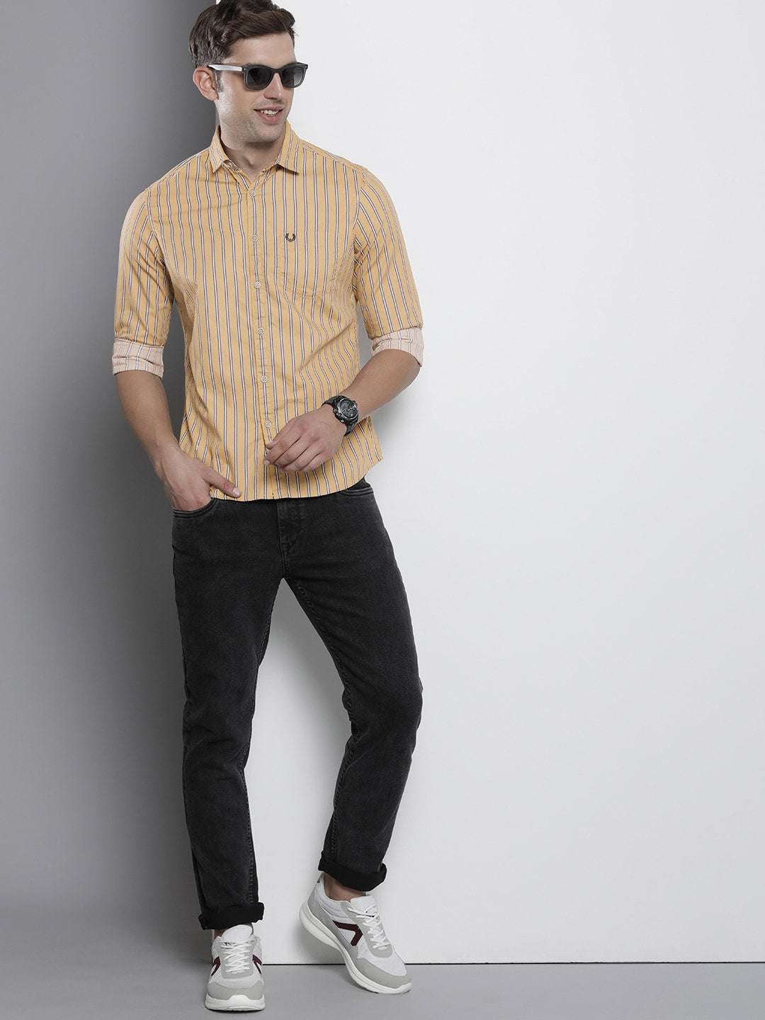 Shop Men Striped Slim Fit Shirt Online.