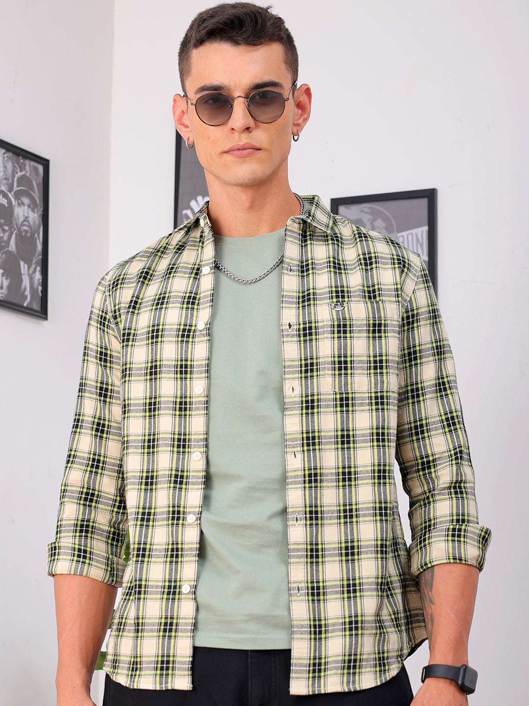 Shop Men's Checked Slim Fit Shirt Online.