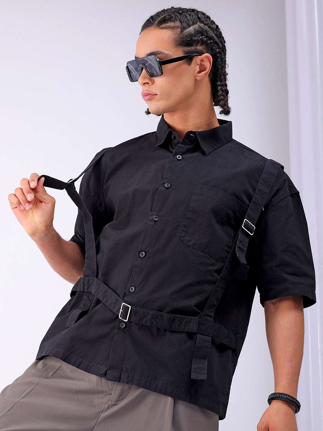 Shop Men's Black Boxy Fit Solid Streetwear Utility Shirt Online.