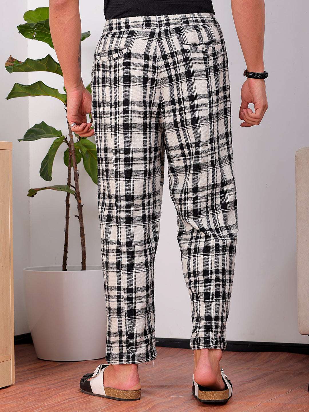 Shop Men's Black Loose Fit Striped Cotton Joggers Online.