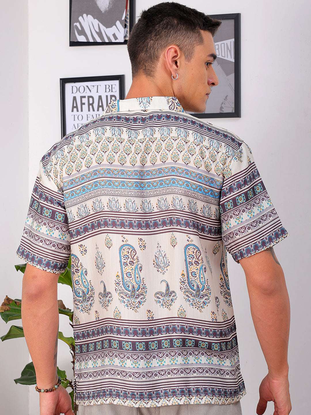 Shop Men's Cream Relaxed Fit Printed Resortwear Shirt Online.