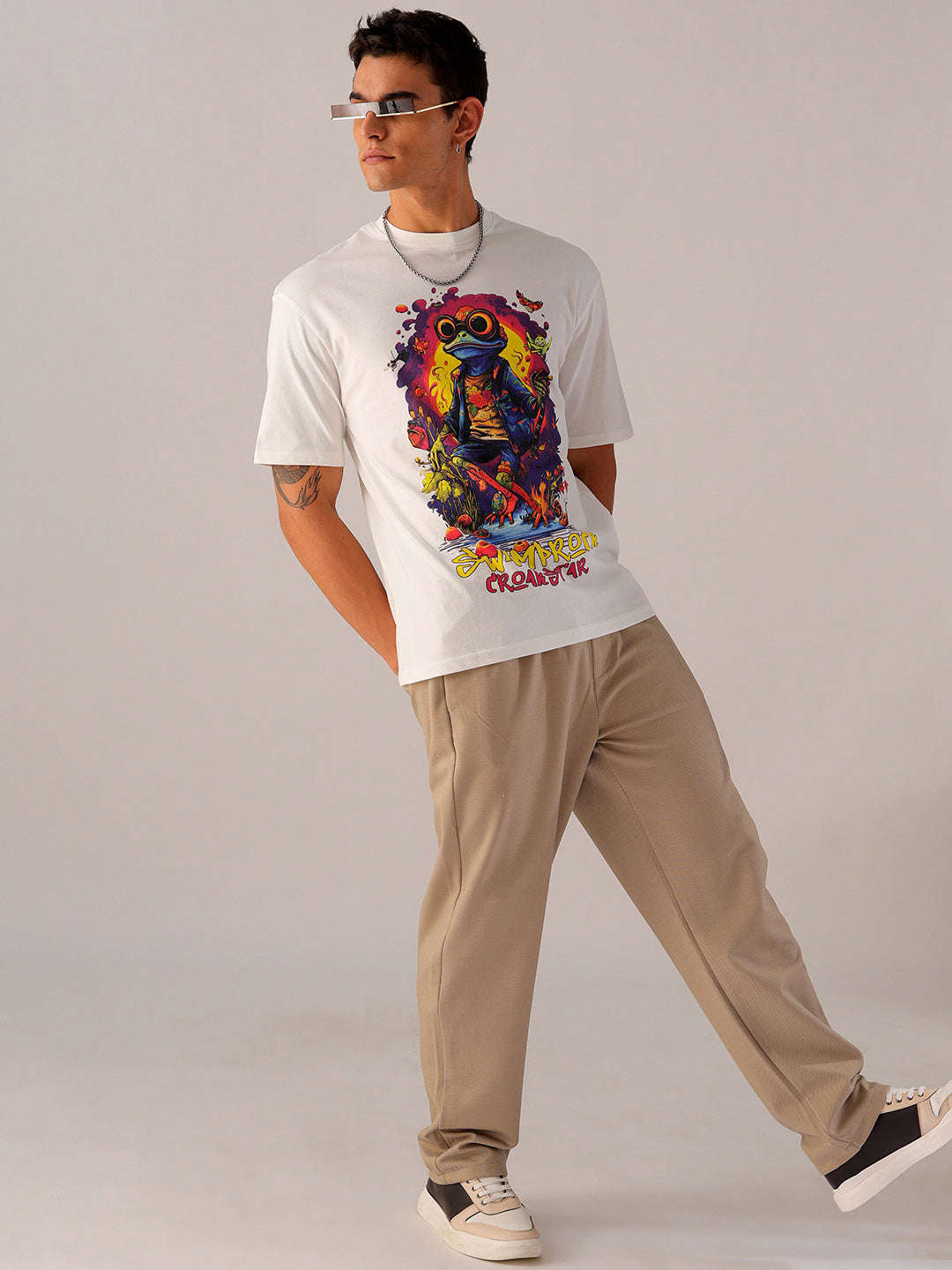 Shop Men's Graphic Printed Oversized T-Shirt Online.