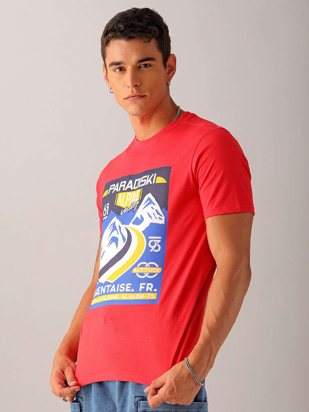 Shop Men's Graphic Printed Slim Fit T-Shirt Online.