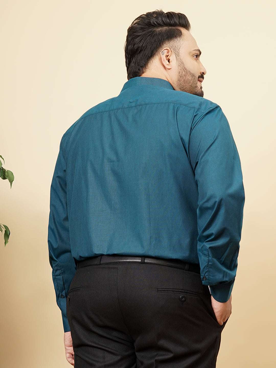 Shop Men's Green Plus Size Solid Formal Shirt Online.