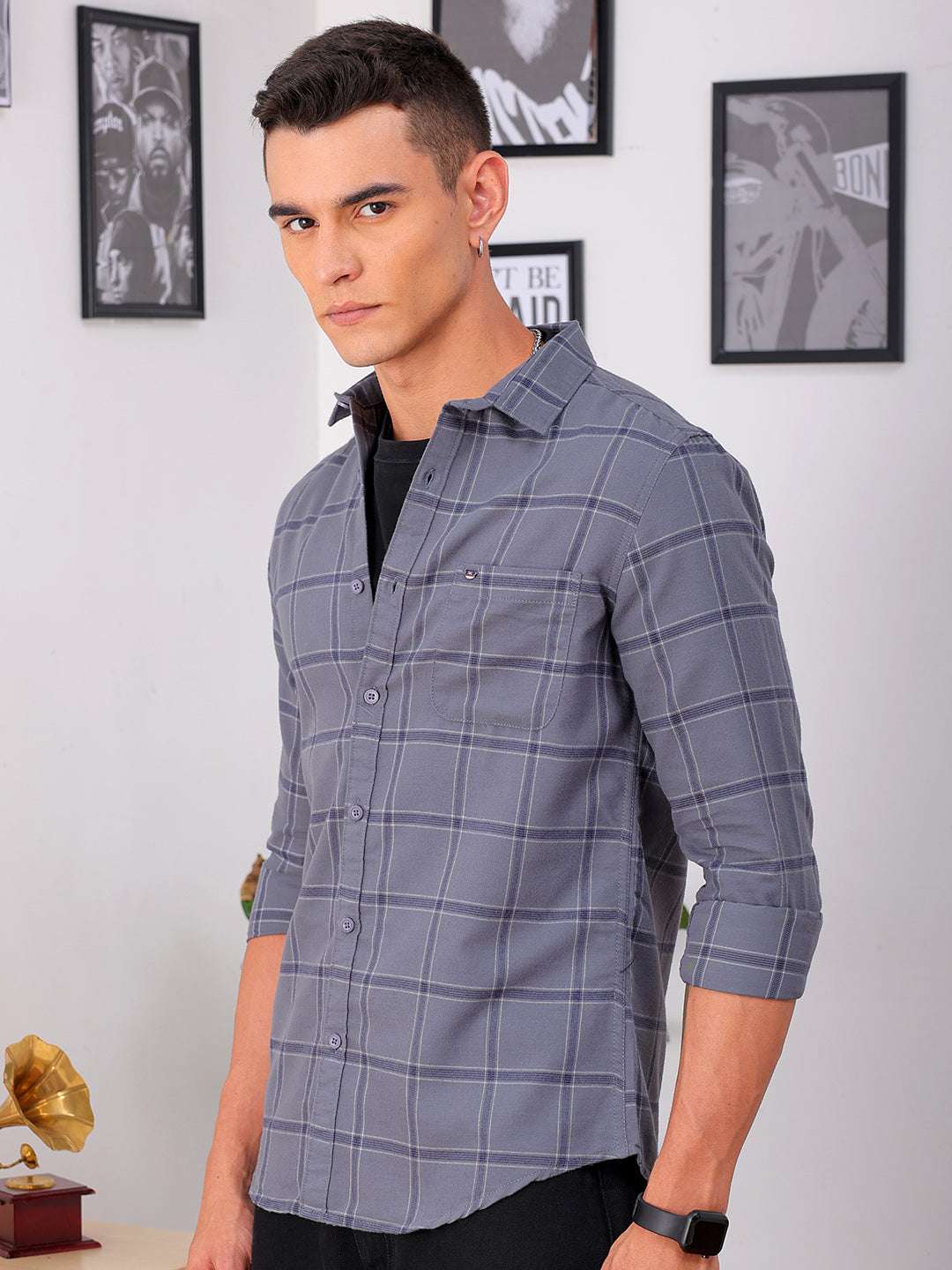 Shop Men's Grey Slim Fit Checked Casual Shirt Online.