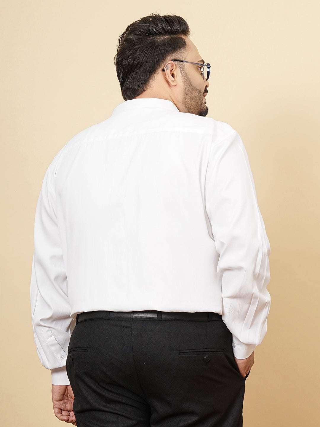 Shop Men's White Plus Size Solid Formal Shirt Online.