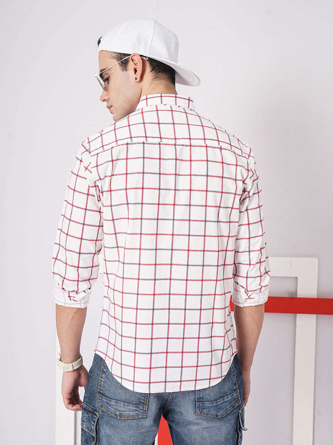 Shop Men Checked Casual Shirt Online.