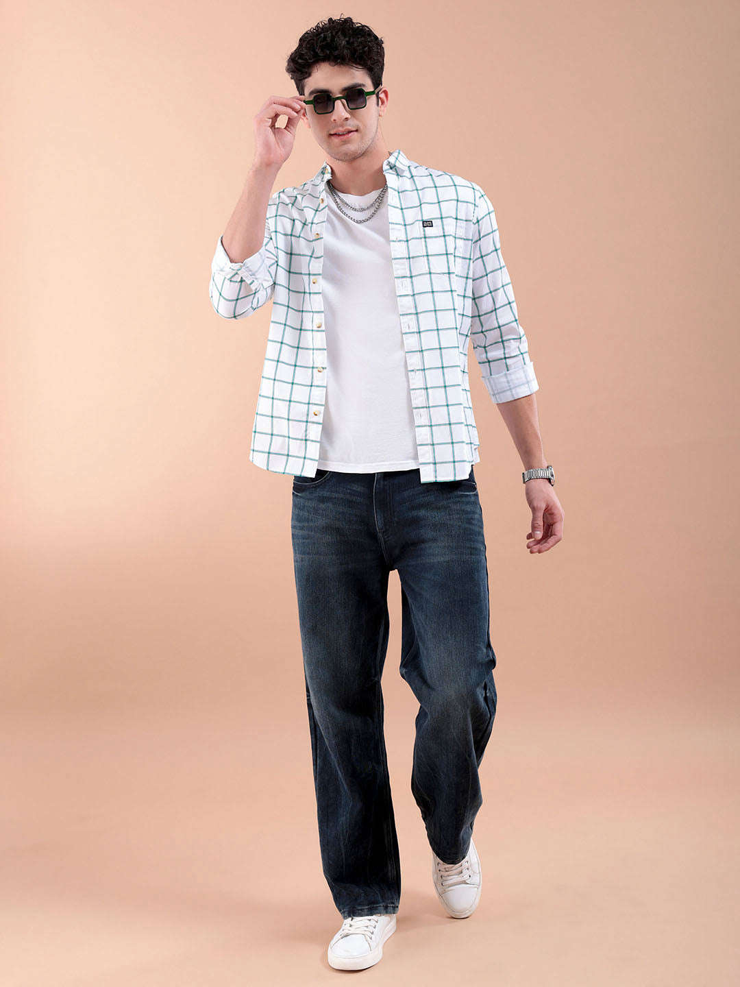 Shop Men Checked Casual Shirt Online.