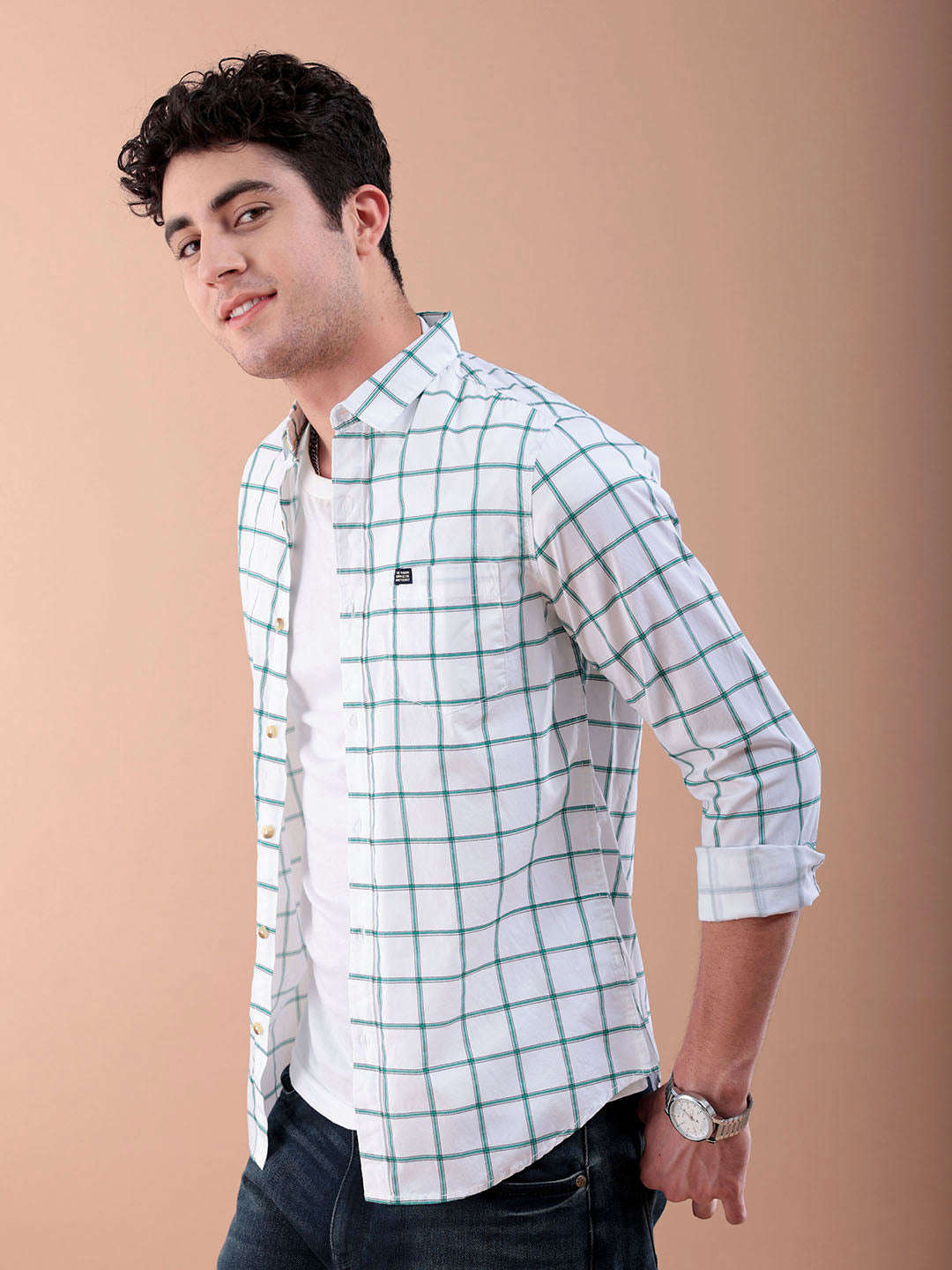 Shop Men Checked Casual Shirt Online.