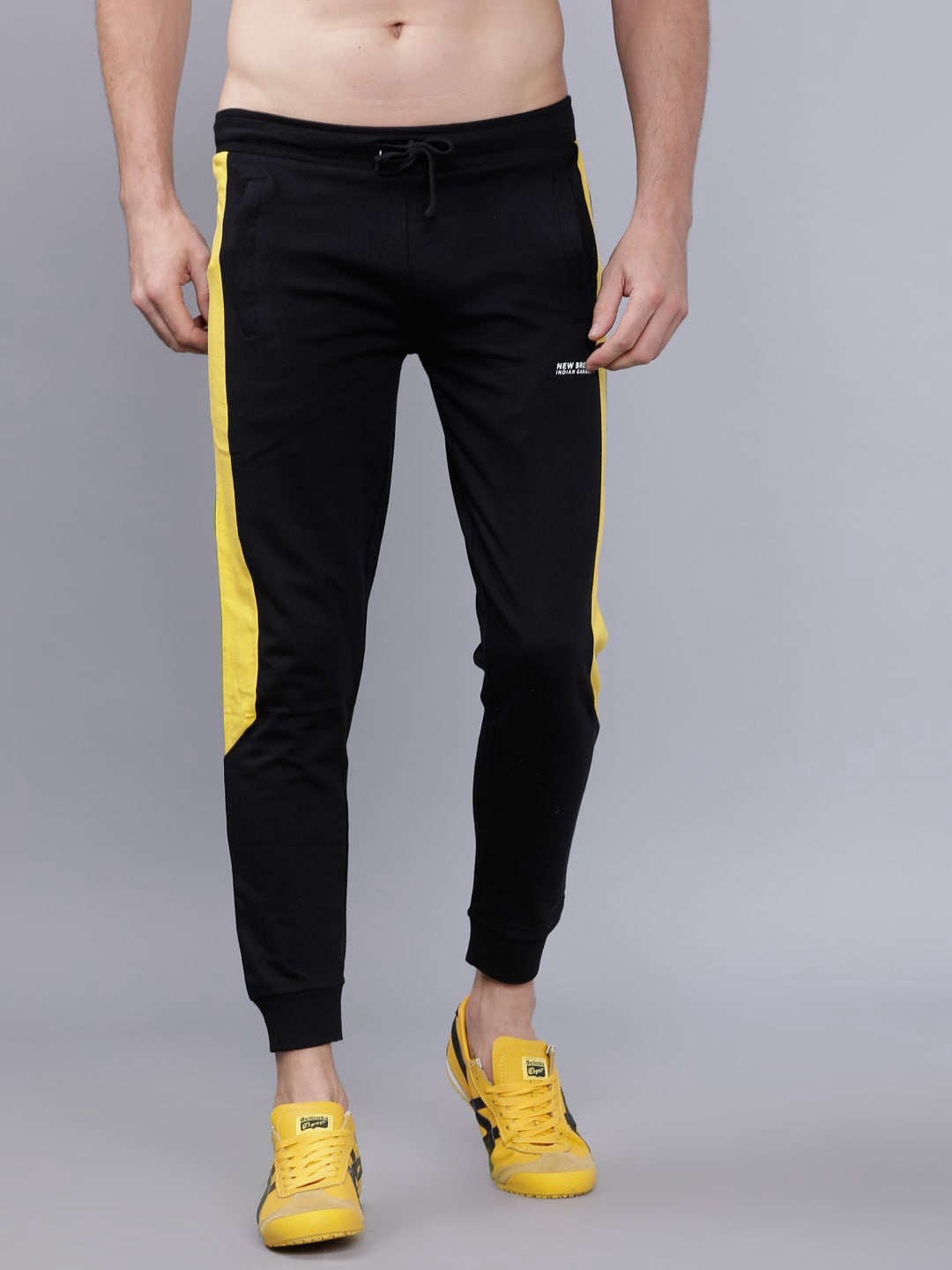 Shop Men Jogger Online.