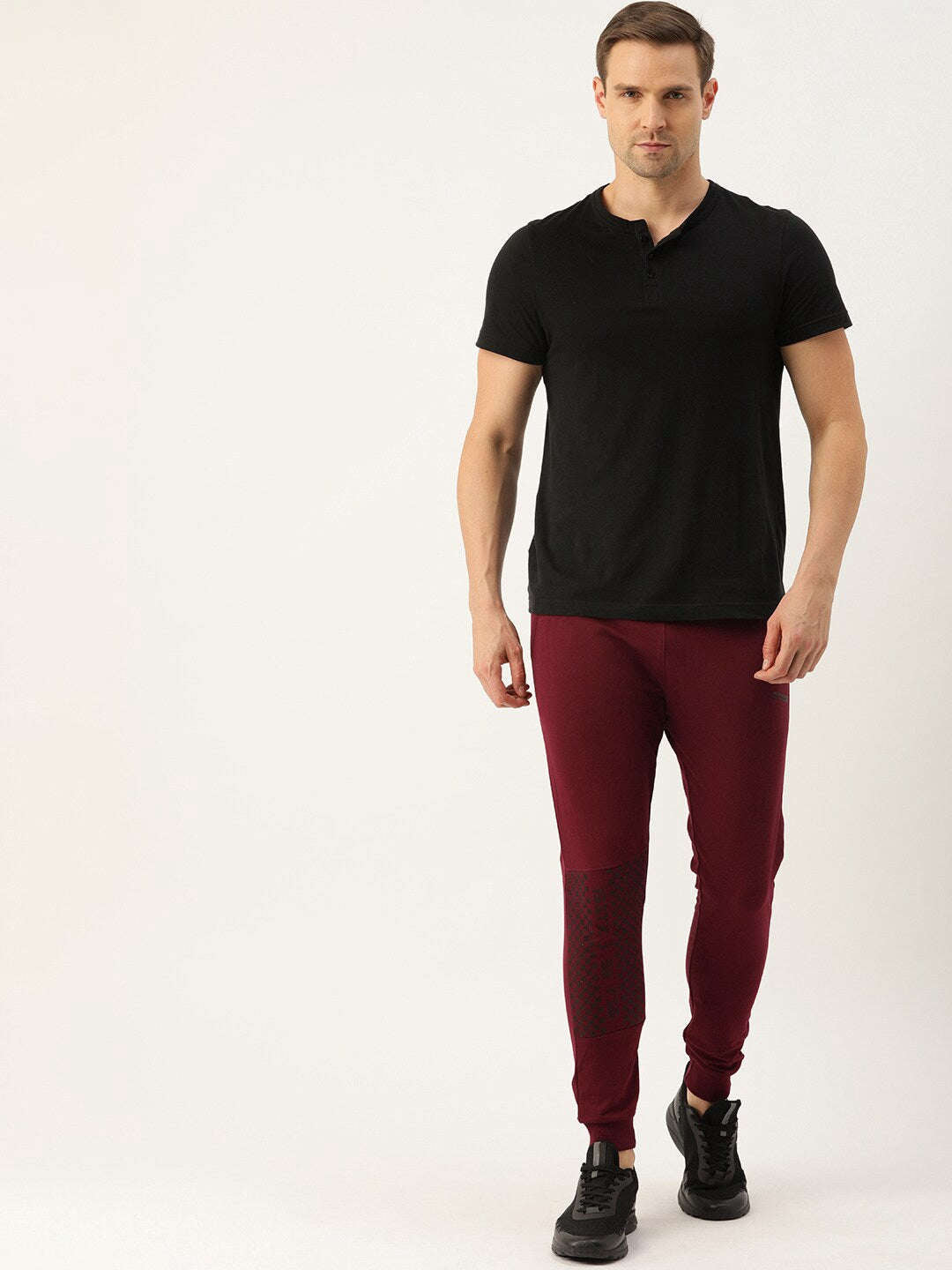 Shop Men Jogger Pant Online.