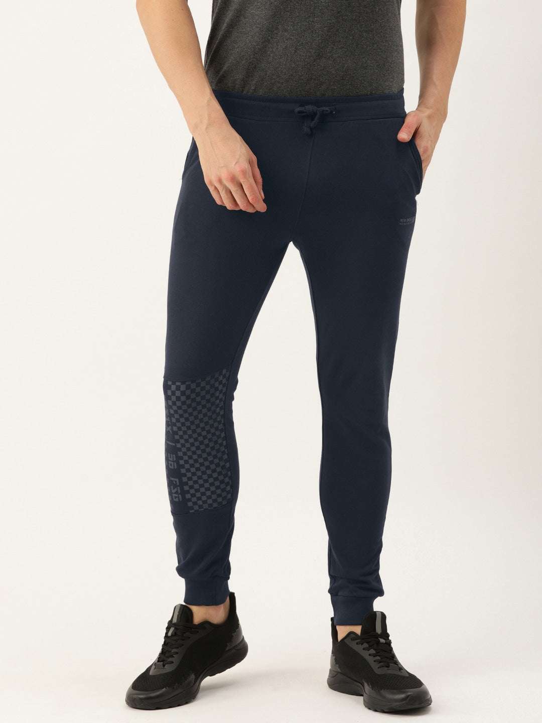 Shop Men Jogger Pant Online.