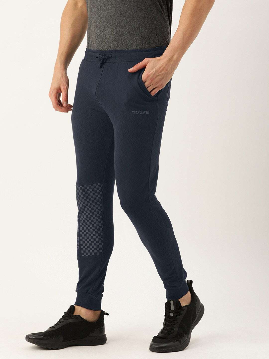 Shop Men Jogger Pant Online.