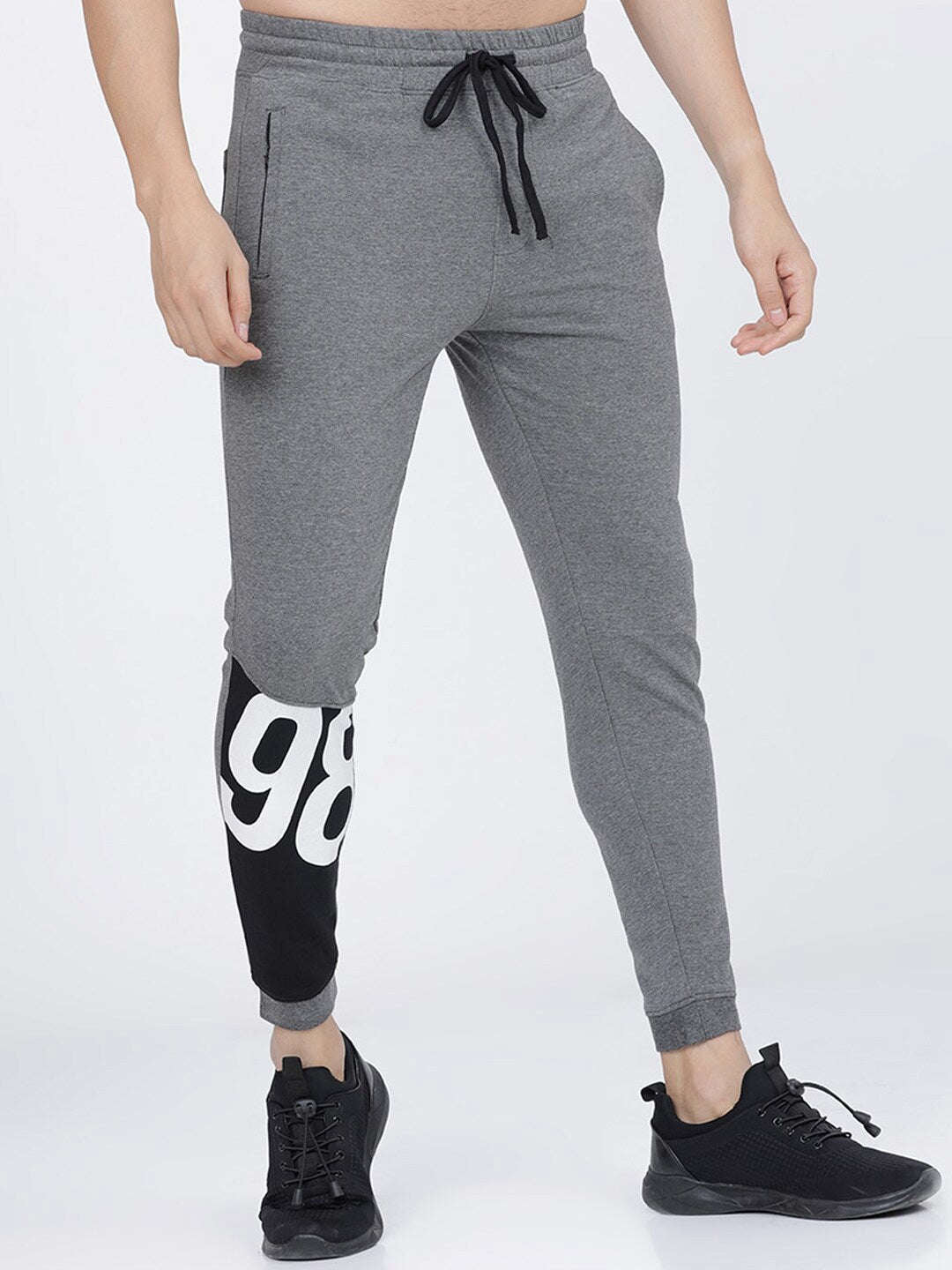 Shop Men Jogger Pant Online.