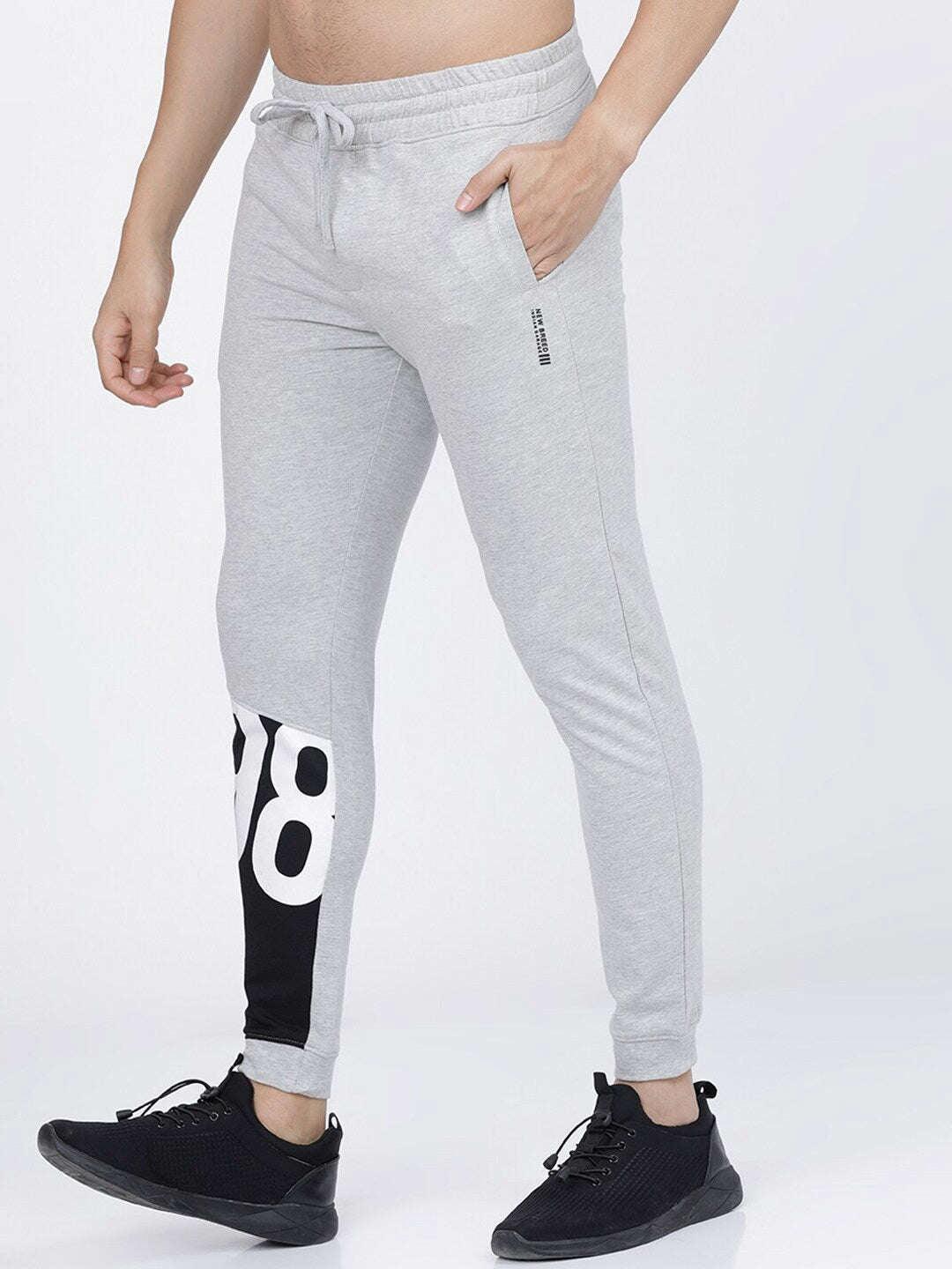 Shop Men Jogger Pant Online.