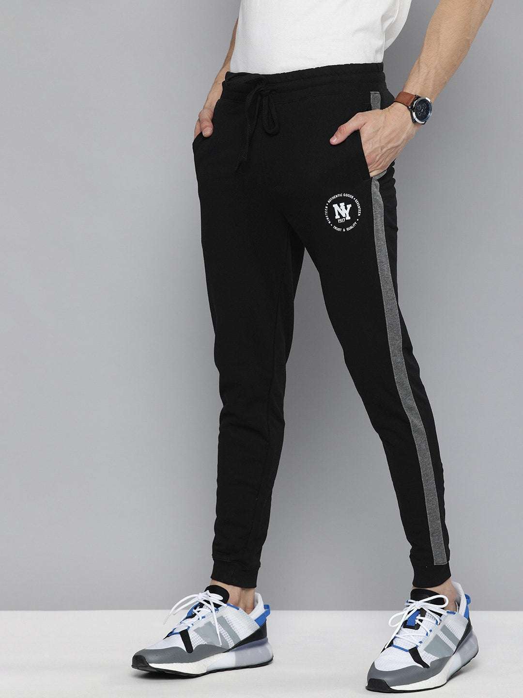 Shop Men Jogger Pant Online.