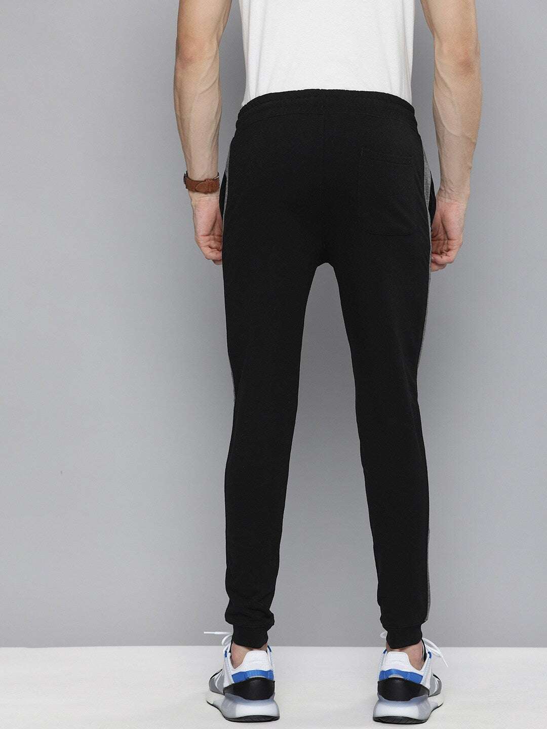 Shop Men Jogger Pant Online.