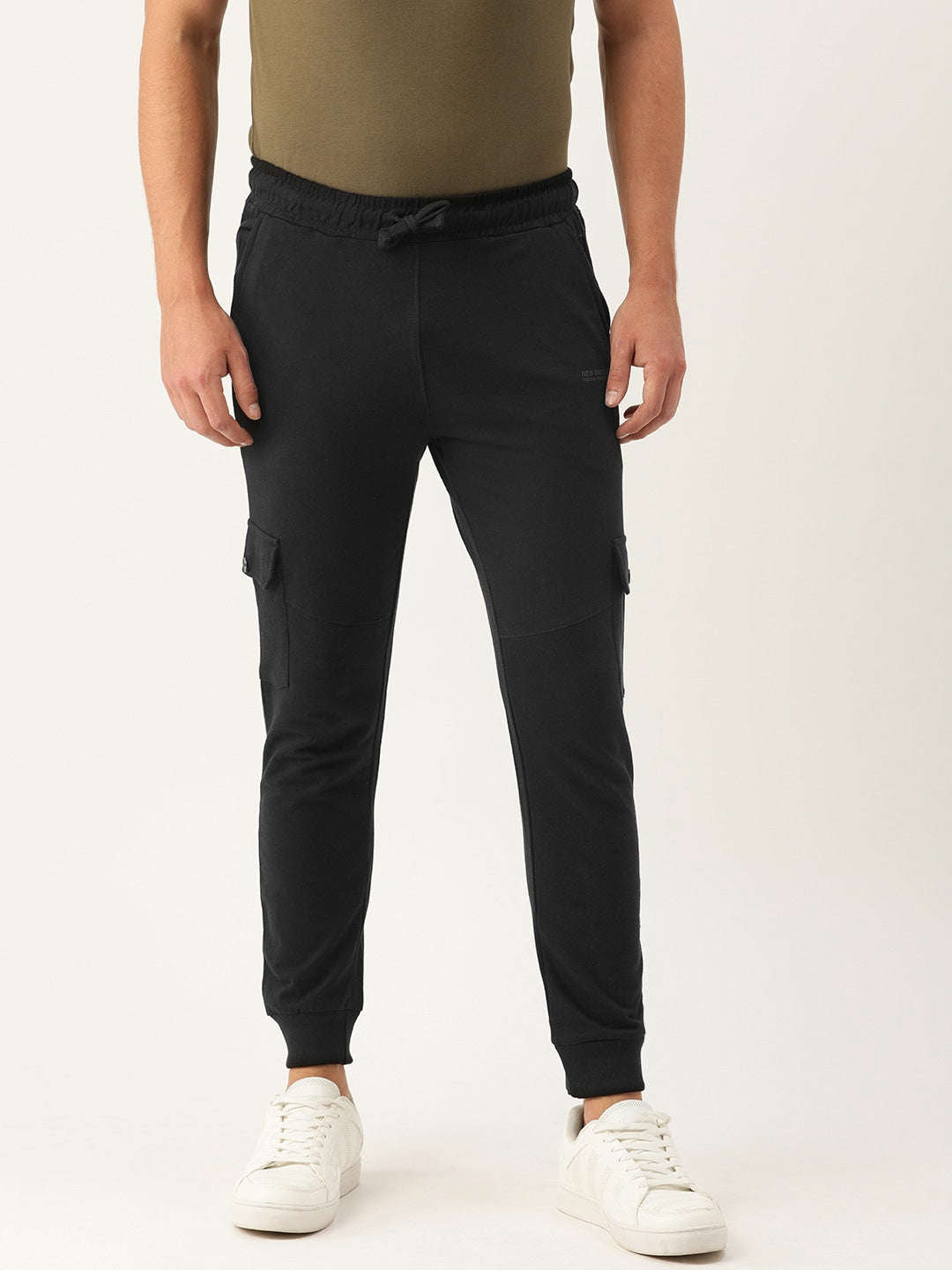 Shop Men Jogger Pant Online.