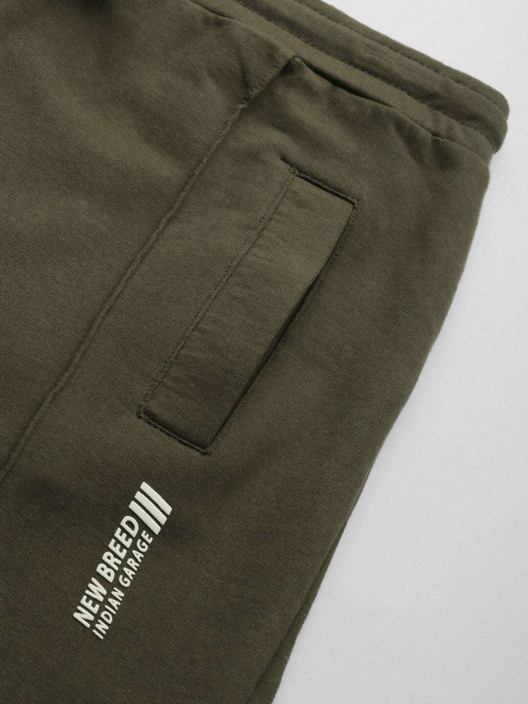 Shop Men Jogger Online.