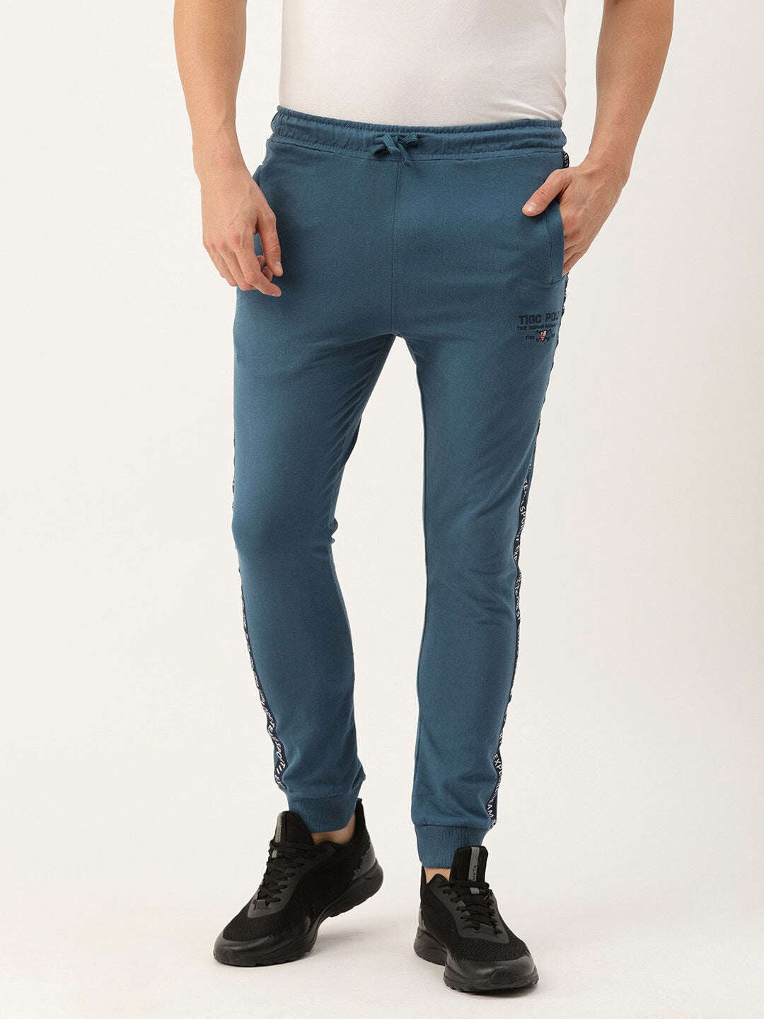 Shop Men Jogger Pant Online.