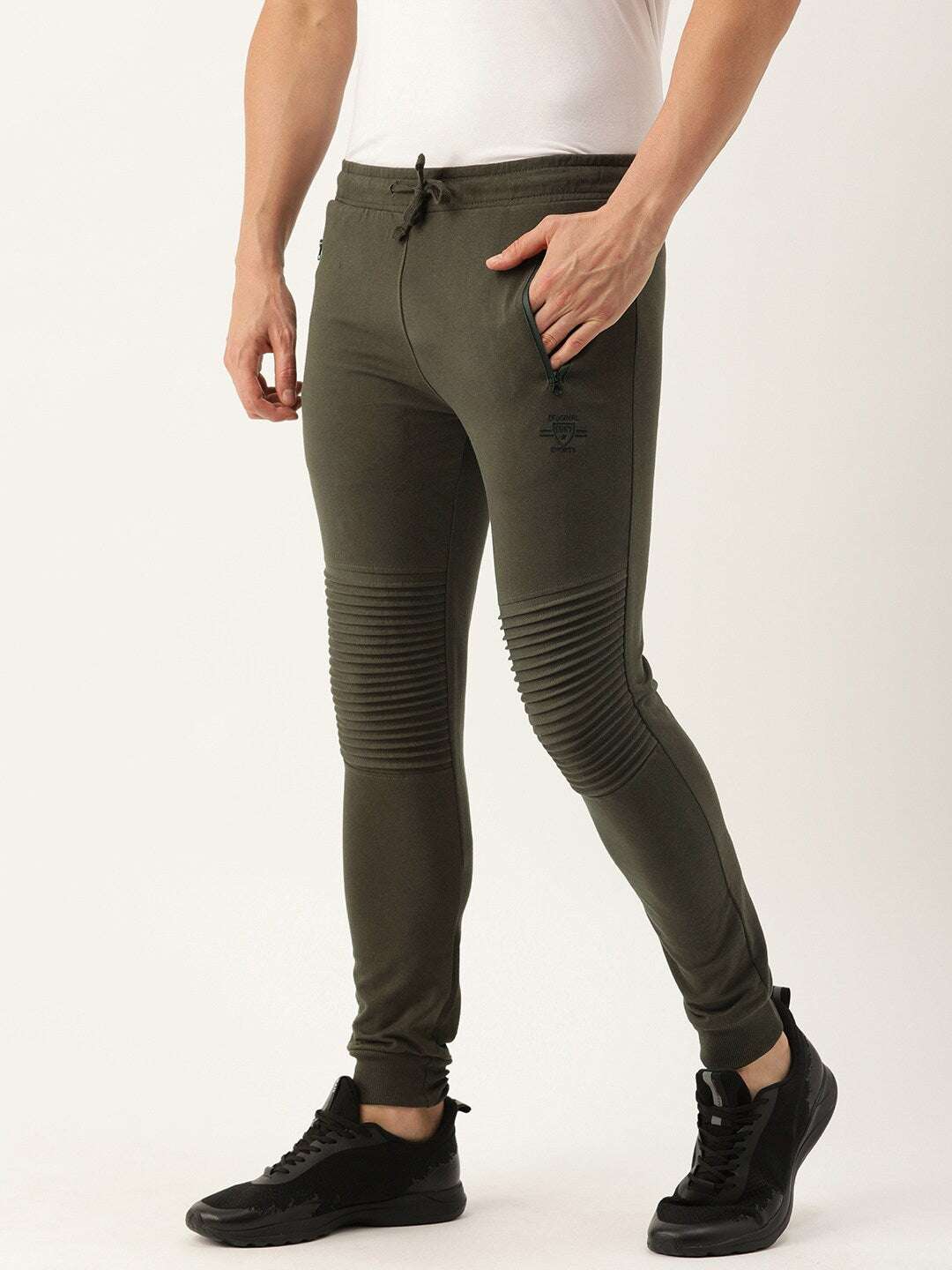 Shop Men Jogger Pant Online.