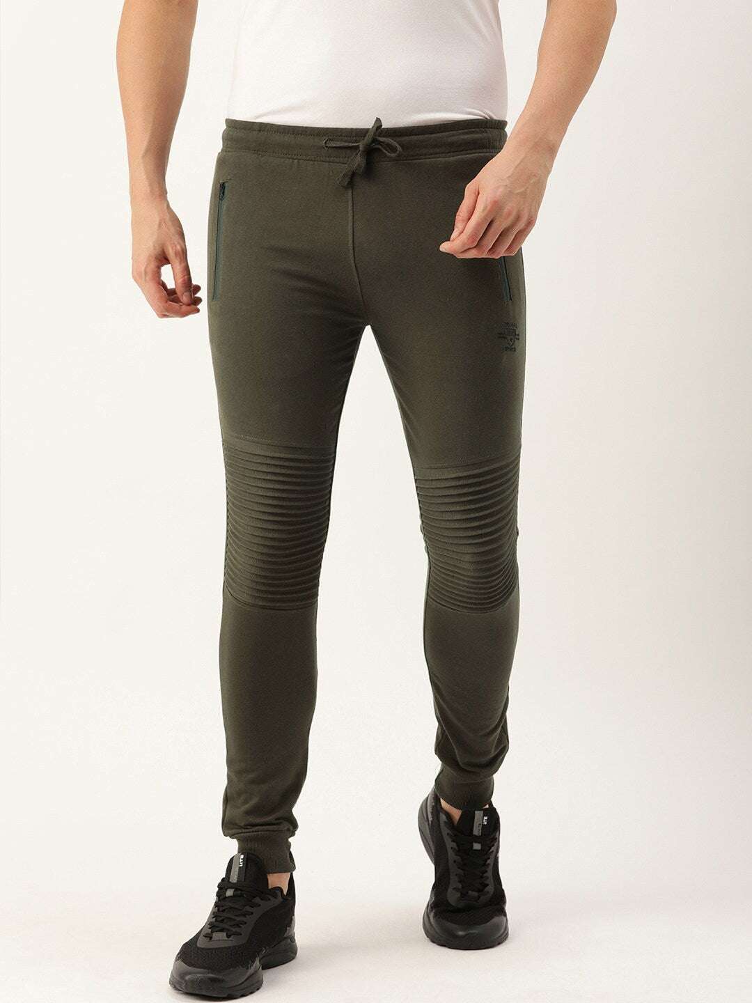 Shop Men Jogger Pant Online.