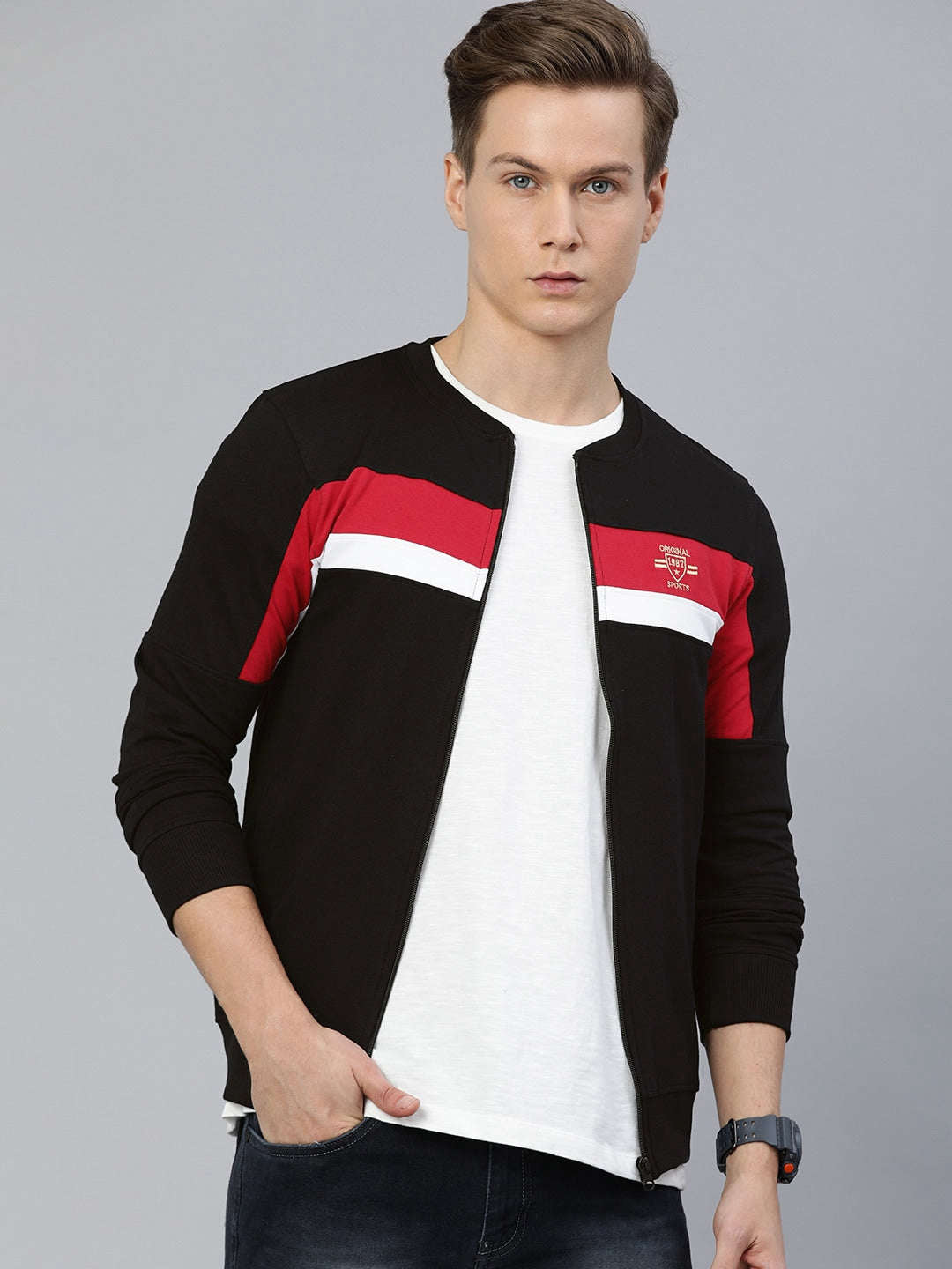 Shop Men's Colourblocked Slim Fit Sweatshirt Online.