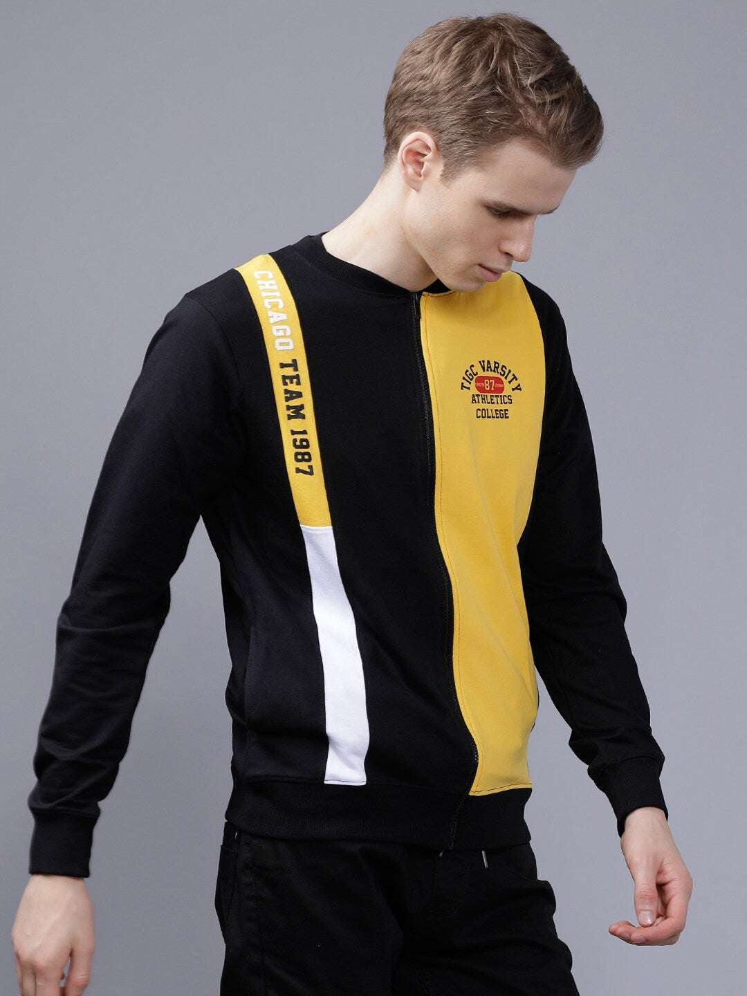 Shop Men's Colourblocked Slim Fit Sweatshirt Online.