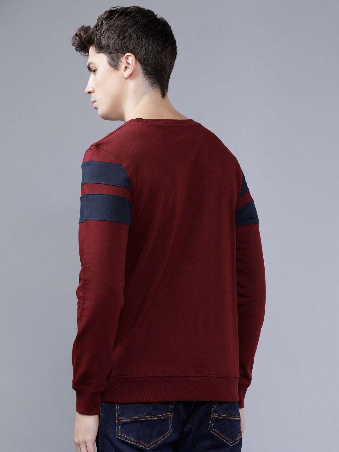 Shop Men's Striped Slim Fit Sweatshirt Online.