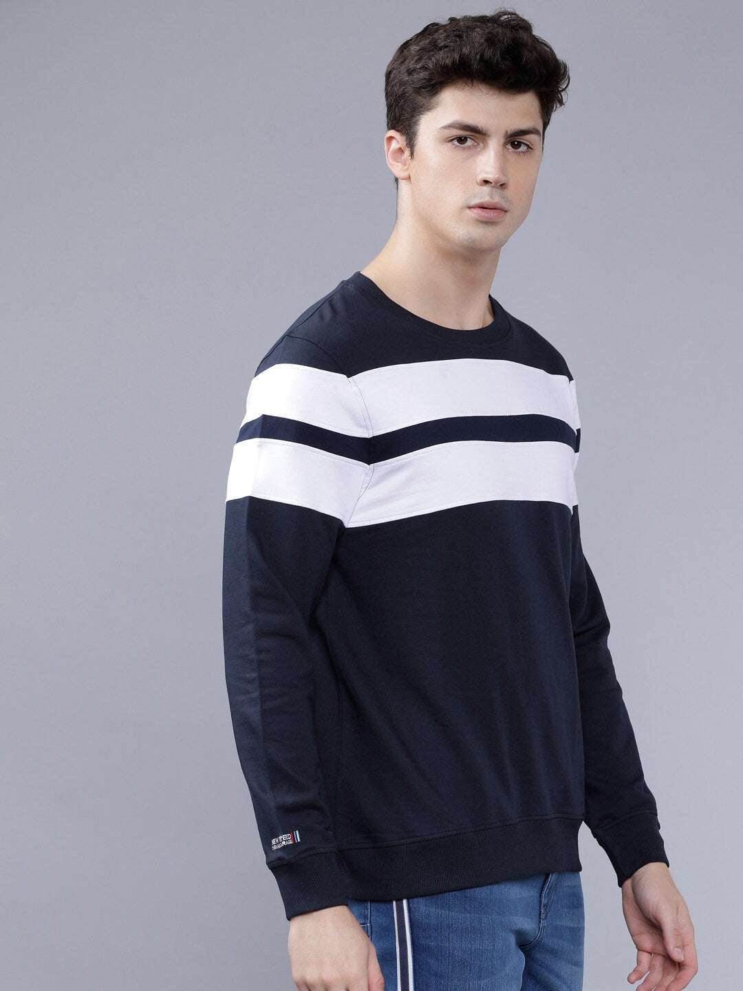 Shop Men's Striped Slim Fit Sweatshirt Online.