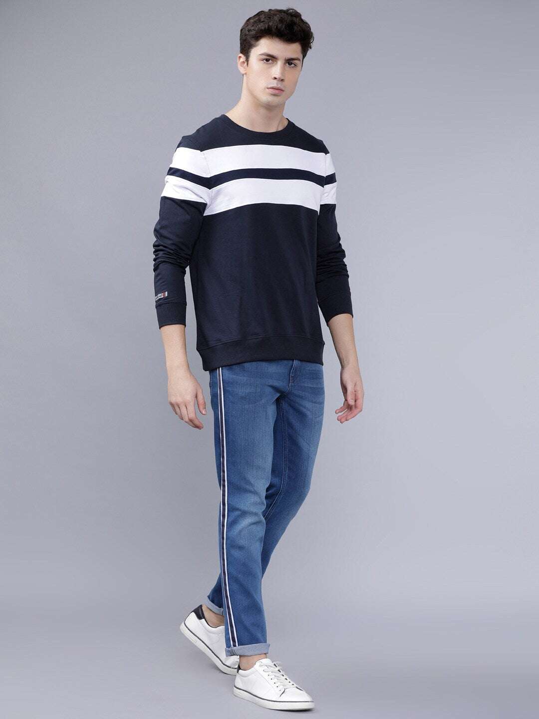 Shop Men's Striped Slim Fit Sweatshirt Online.