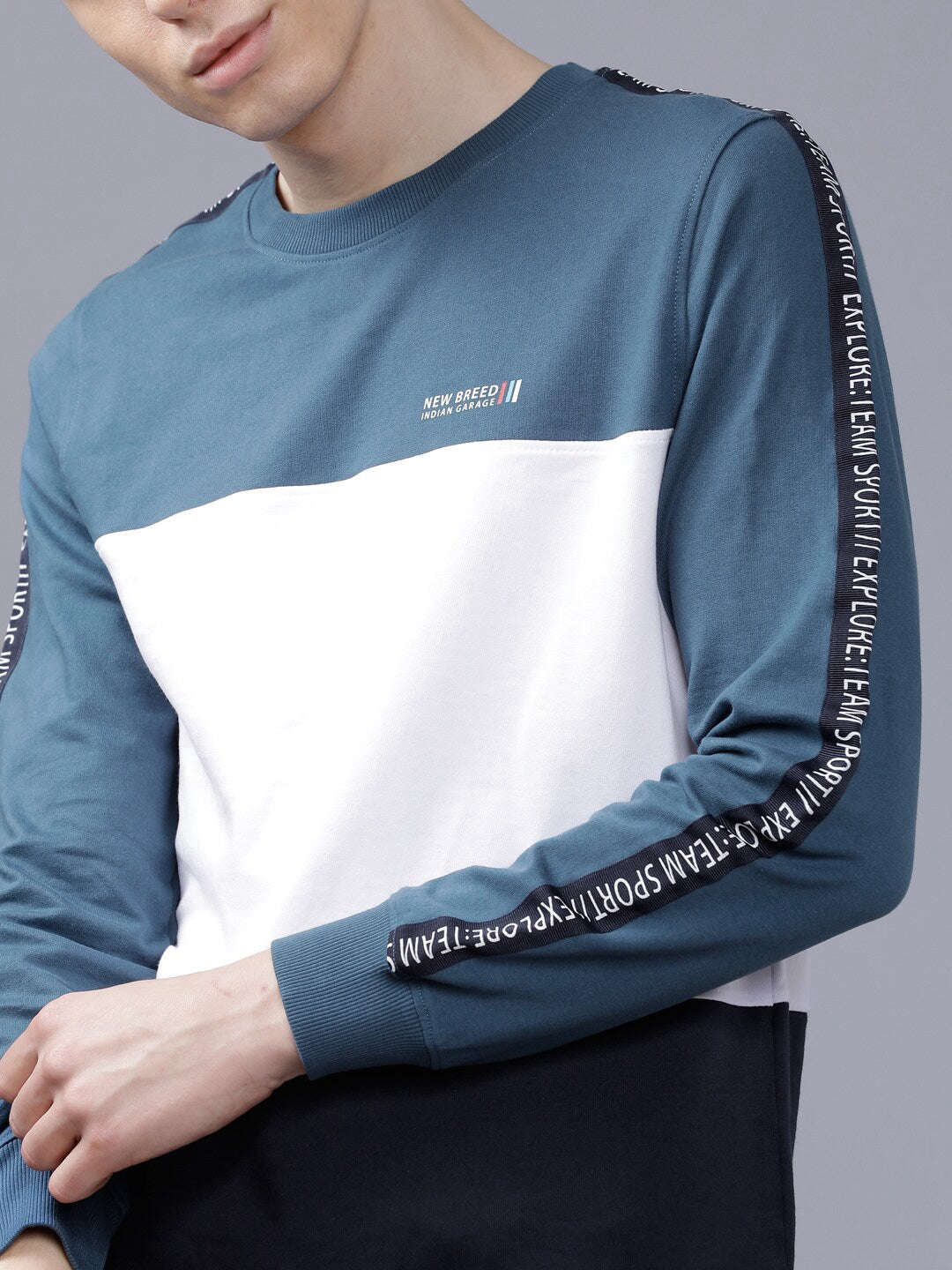 Shop Men Overhead Sweatshirt Online.