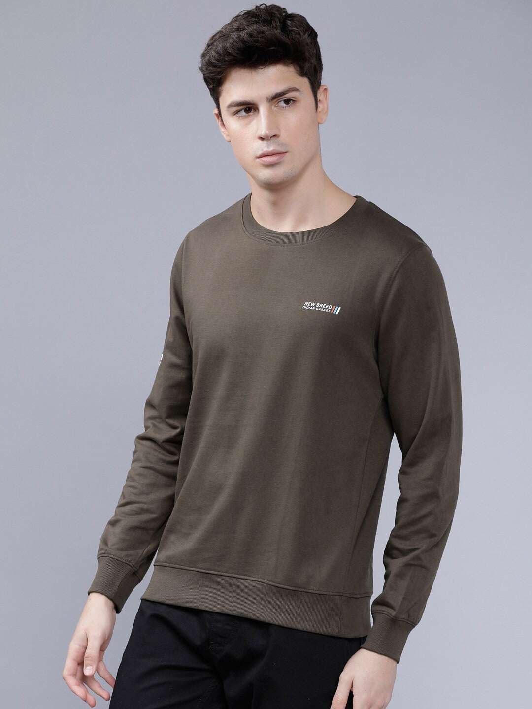 Shop Men's Solid Slim Fit Sweatshirt Online.