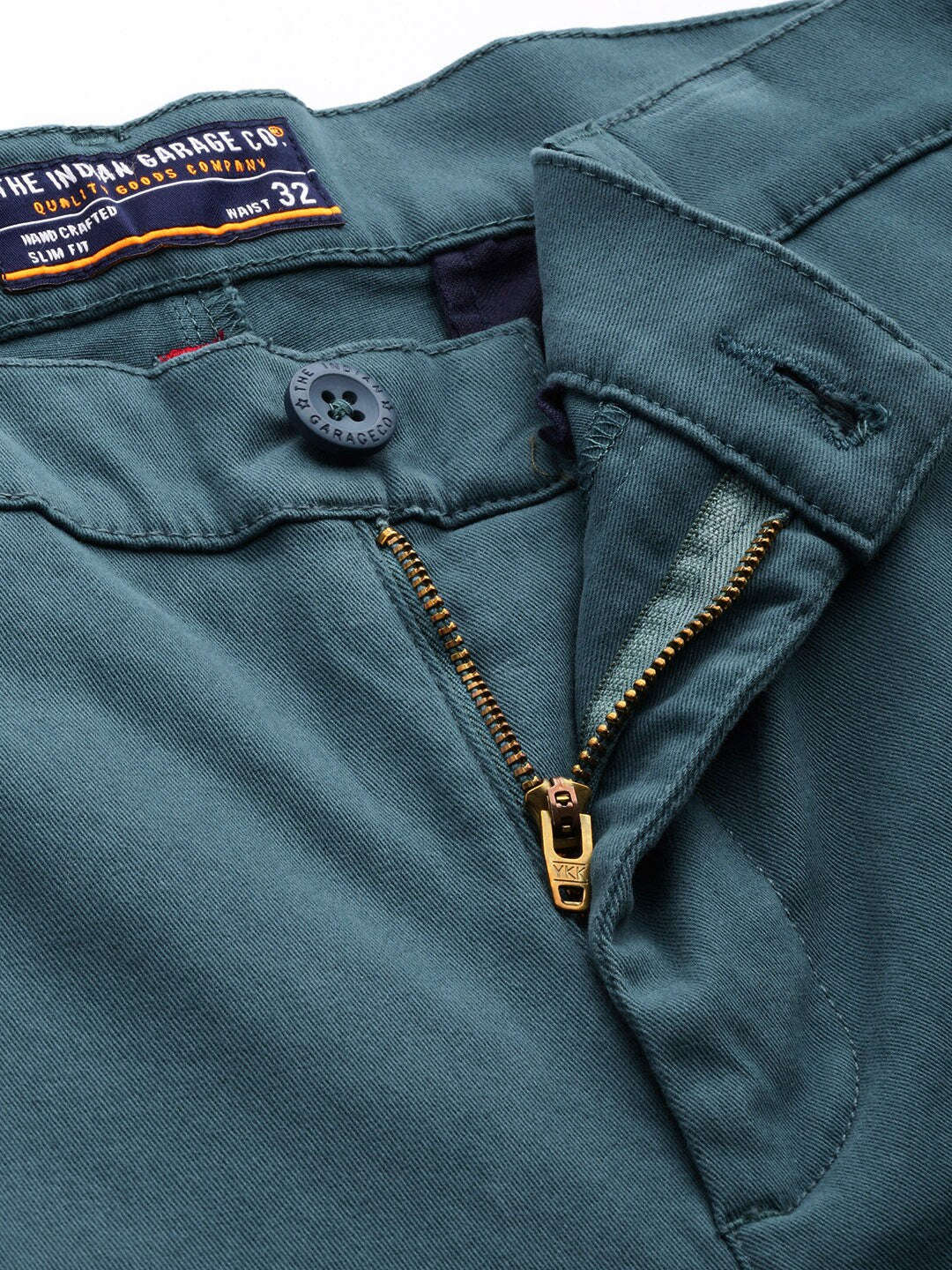 Shop Men Cuffed Cargo Pant Online.