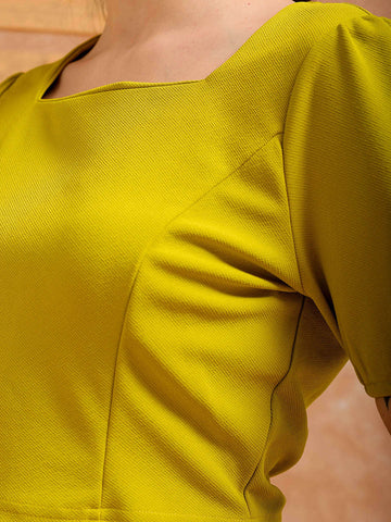 Shop Women's Green Fitted Textured Crop Top Online.