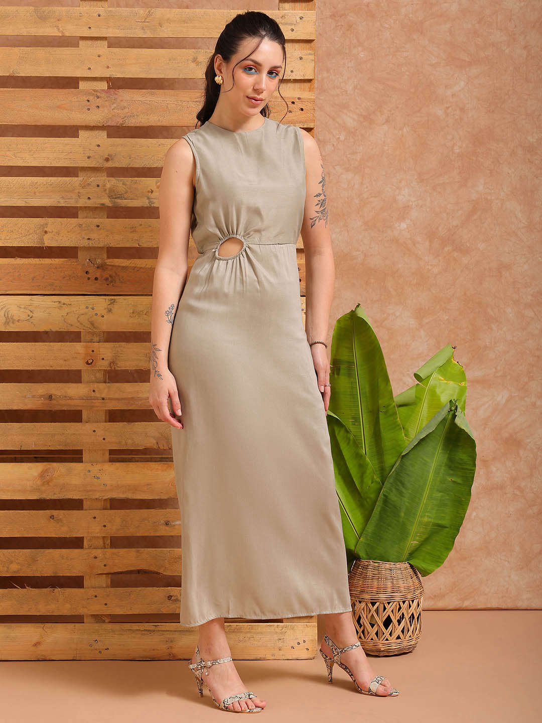 Shop Women's Grey Fit and Flare Solid Partywear Asymmetric Dress Online.