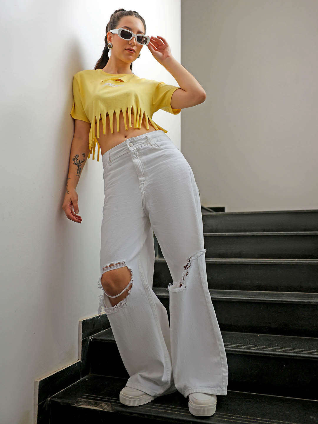 Shop Women's White Solid Bootcut Jeans Online.