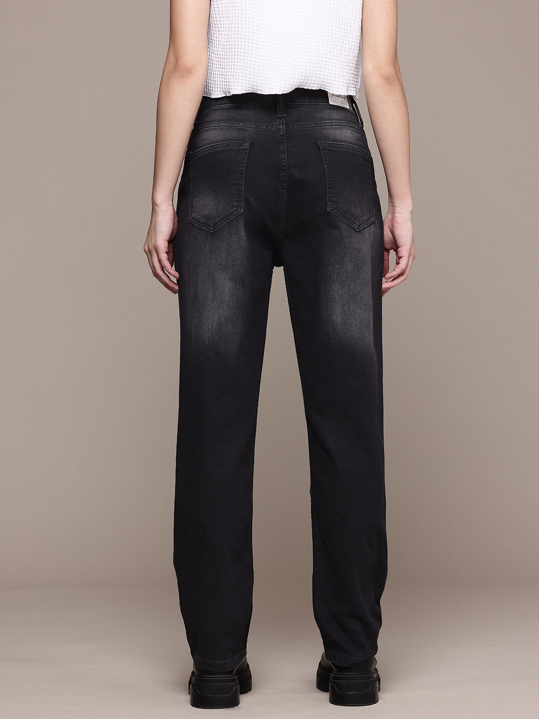 Men's Black Straight Fit Casual Jeans
